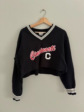 Cincinnati Cropped Sweatshirt | Champion
